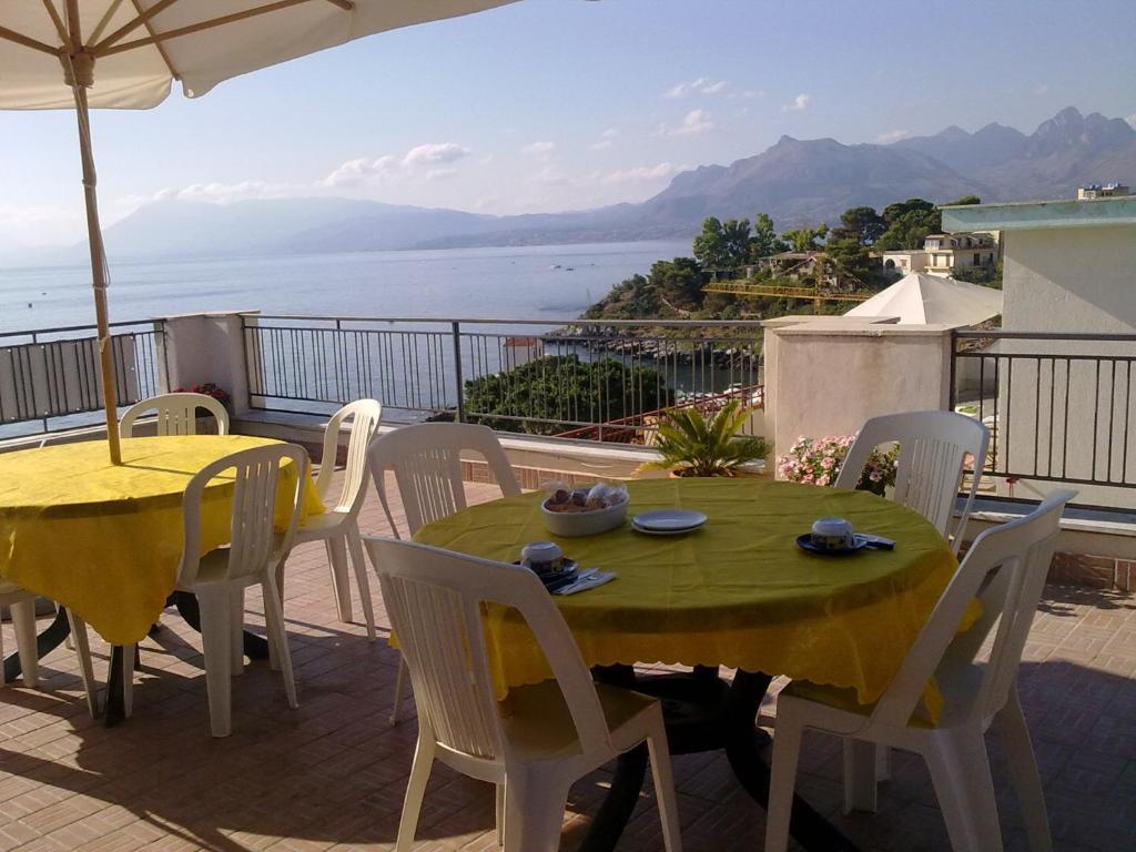 La Caletta Bed & Breakfast Santa Flavia Exterior photo