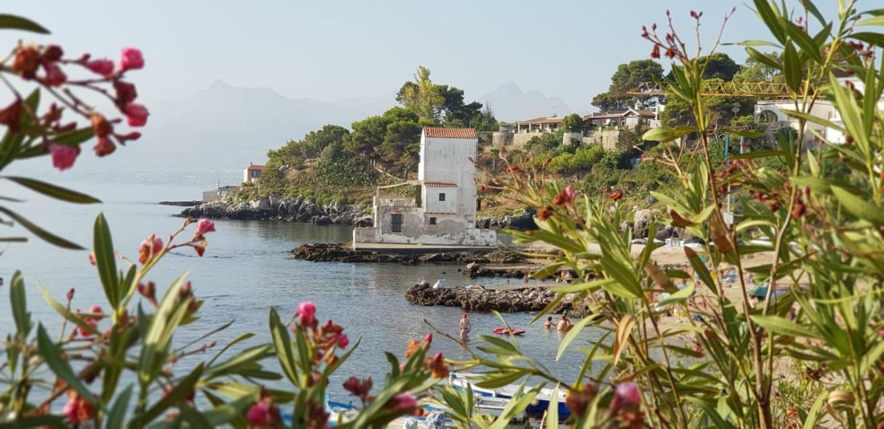 La Caletta Bed & Breakfast Santa Flavia Exterior photo
